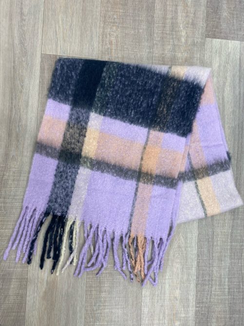 Pieces Bea Scarf in Lilac