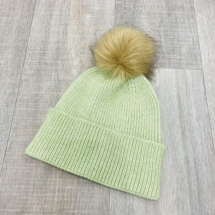 Pieces Bina Hat in Light Green
