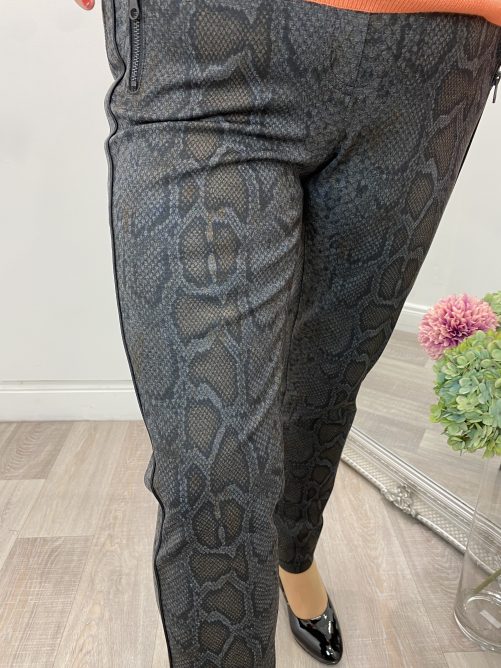 Robell Rita Print Trousers in grey