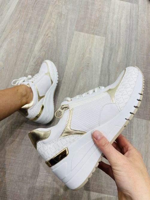 Roma Trainers in gold