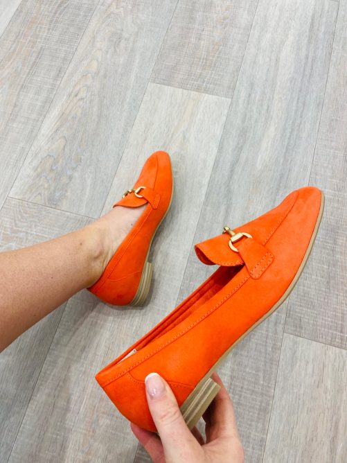 Lulu loafers in orange