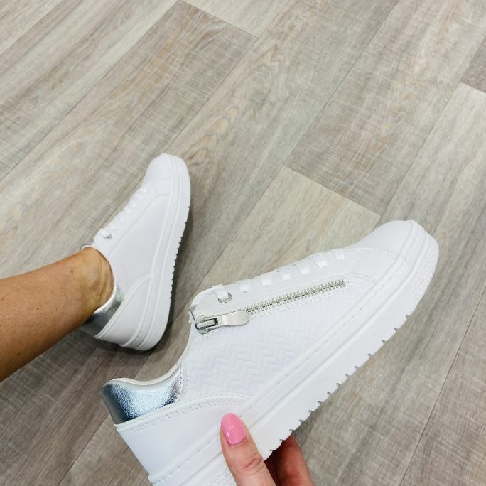 Jane Trainers in white