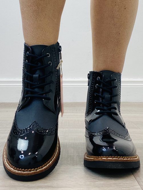 Natalie boots in navy