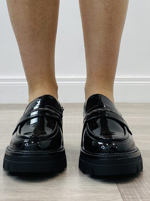 aria patent shoe in black