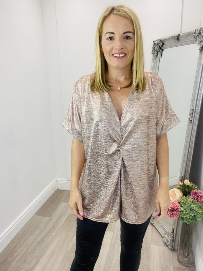 Beth top in gold